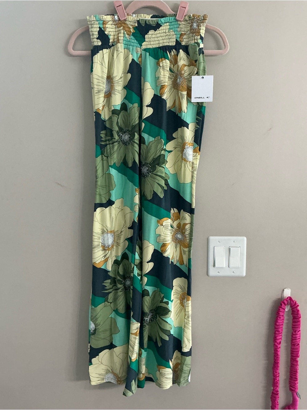 O’Neill Green and Cream Lightweight Pants